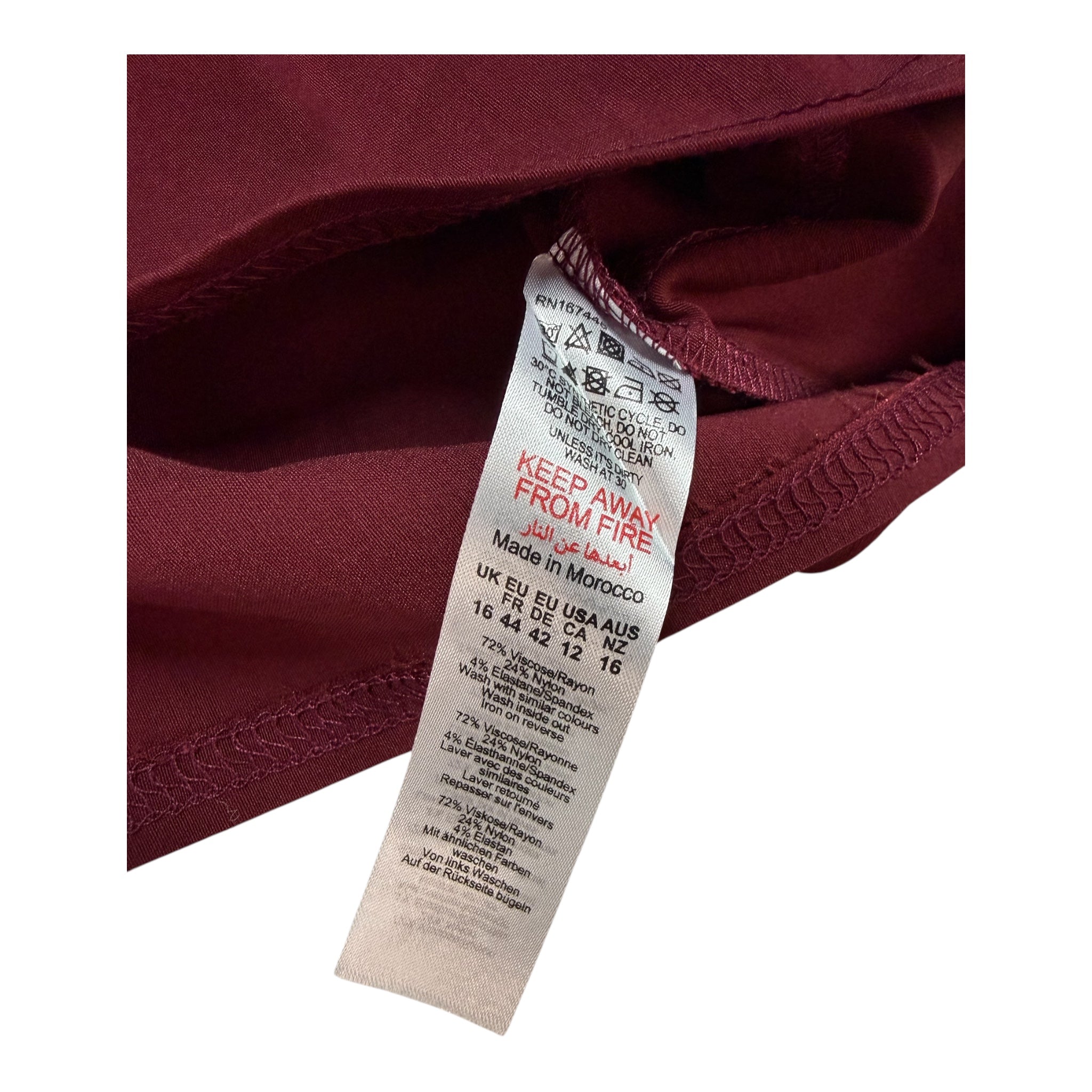 PRETTYLITTLETHING bordowy top 44 nowy