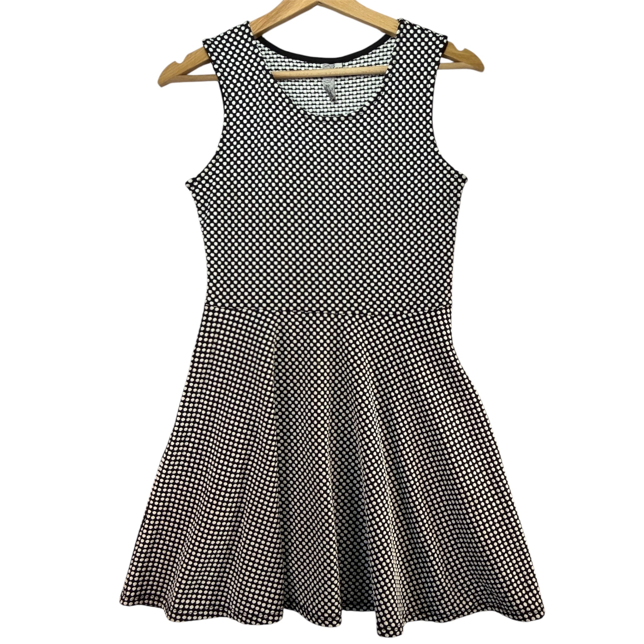 YOUNG DIMENSION sukienka 158cm